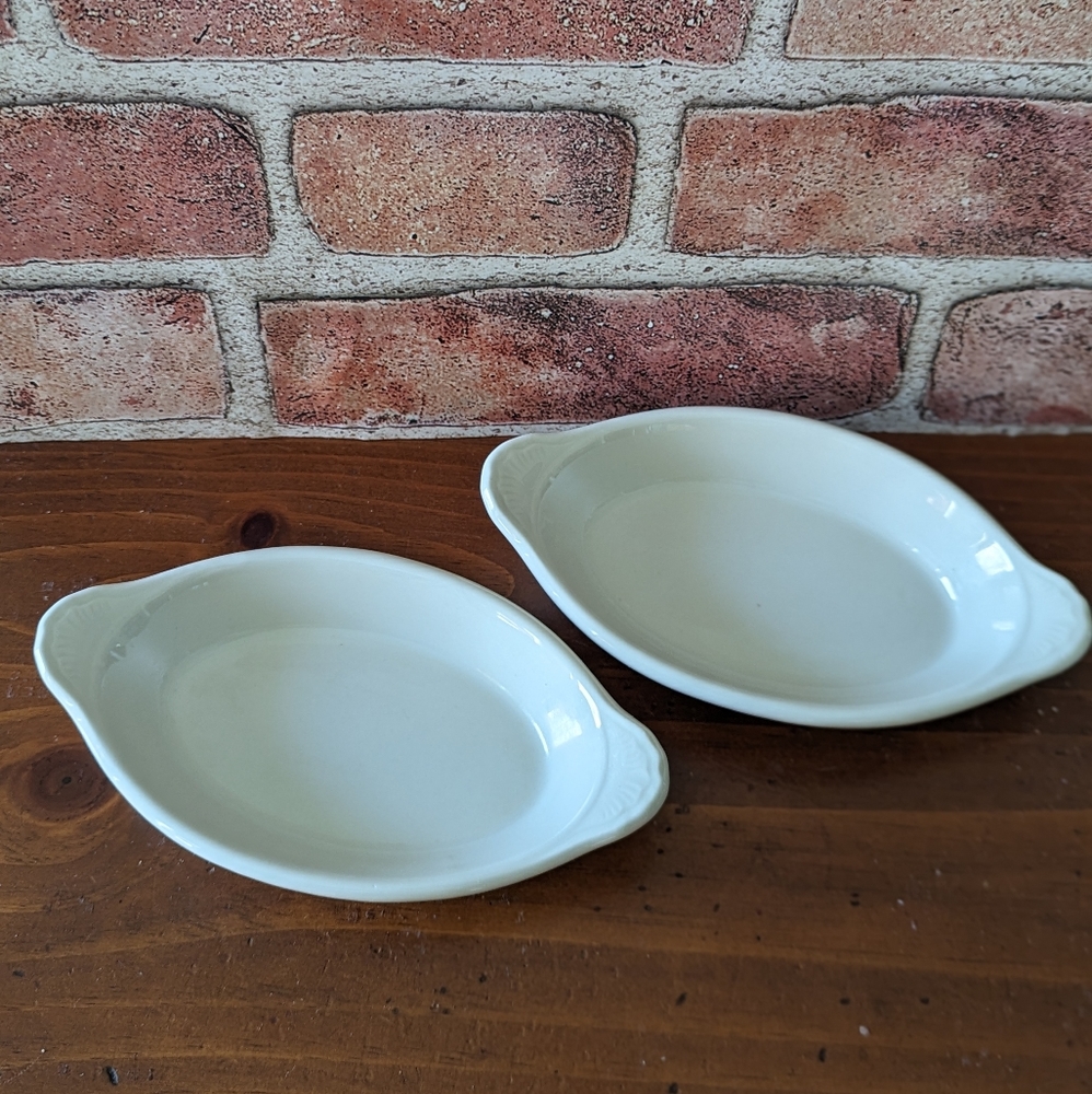 Set of 2 white 6.75" Hall #526 individual Au Gratin baking dishes